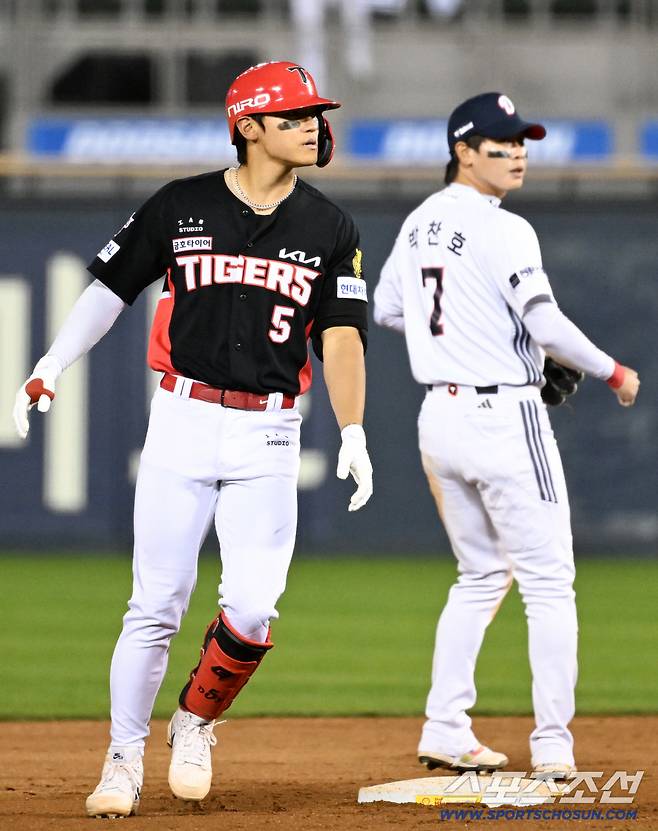 '김도영 진짜 무섭네' 할 말 잃은 박찬호, 같이 뛸 땐 몰랐다...이렇게 무서운 타자였나 [잠실 현장]