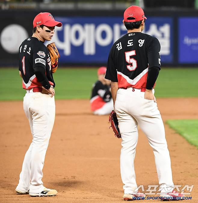 '김도영 진짜 무섭네' 할 말 잃은 박찬호, 같이 뛸 땐 몰랐다...이렇게 무서운 타자였나 [잠실 현장]