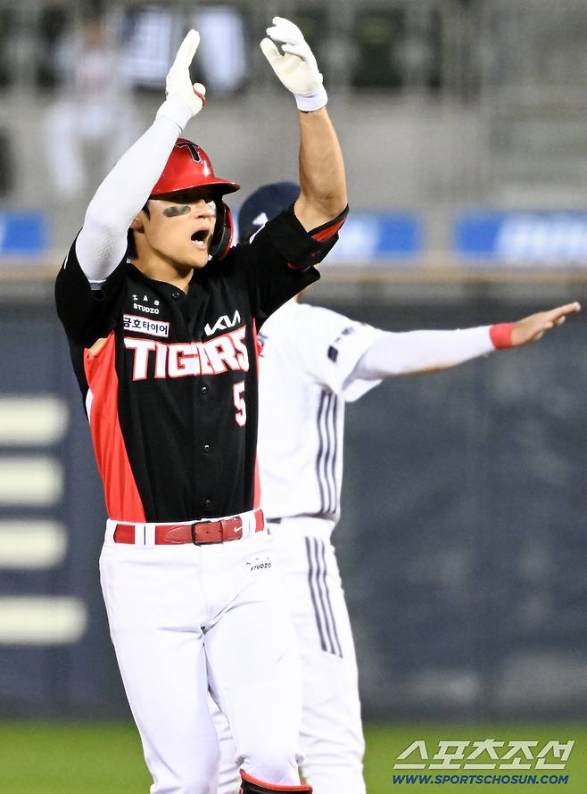 '김도영 진짜 무섭네' 할 말 잃은 박찬호, 같이 뛸 땐 몰랐다...이렇게 무서운 타자였나 [잠실 현장]