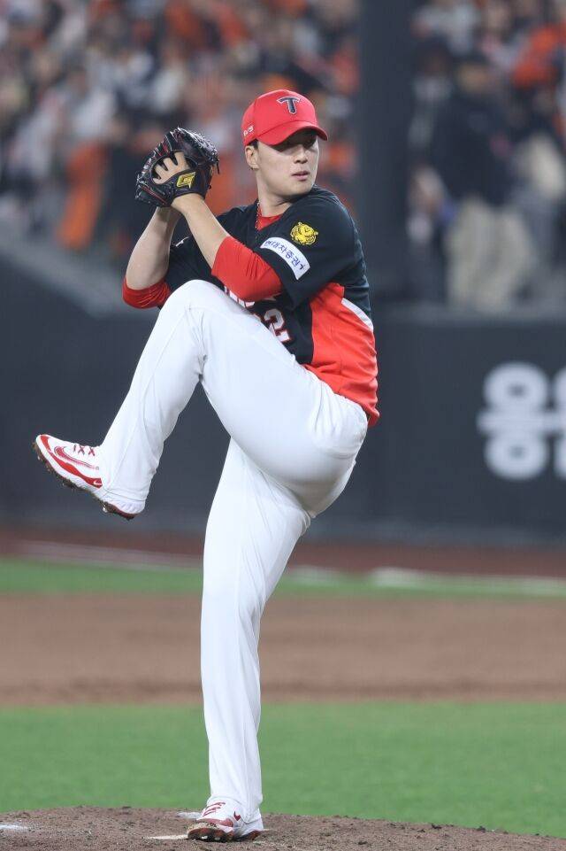 “주저하지 않고 바로바로” KIA 정해영의 선발투수 변신 대성공…149km에 1이닝 1K 무실점, 꽃범호도 만족[MD잠실]
