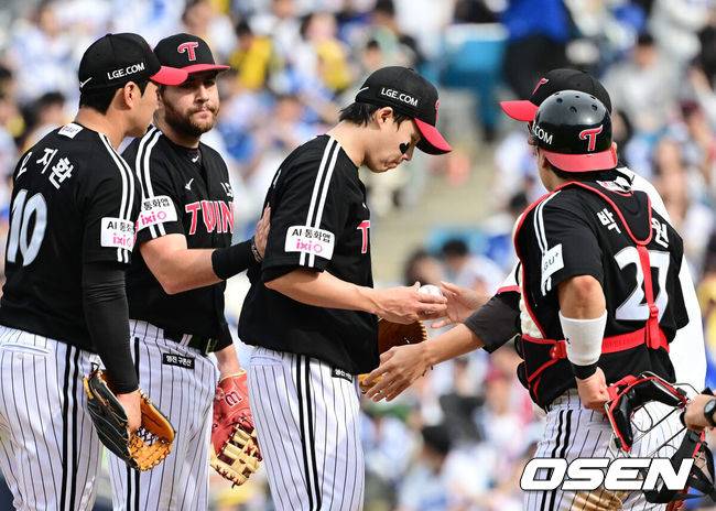 사자 킬러는 무슨! LG 임찬규 6실점 붕괴...삼성, 미리보는 KS 5점 차 승리+7연승 질주 [대구 리뷰]