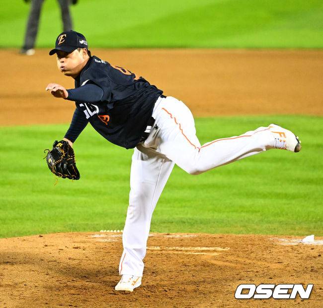 '와' 6연패 난세 영웅 류현진이었다...7이닝 무4사구 관록의 완벽투, 6연패 탈출 보인다 [오!쎈 부산]