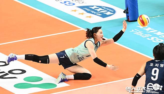 中 매체, 음주운전 안혜진 맹비난…