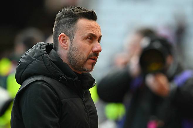 '리더' 손흥민 없는 토트넘, 새 감독 작심발언