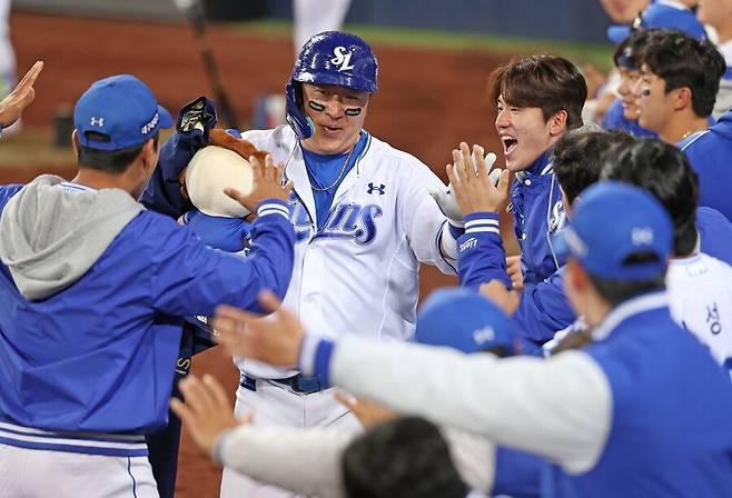 최형우 유관 기운은 과학인가, 26억 투자 아깝지 않네…벌써 9G 연속 타점, 7연승 발판 놨다