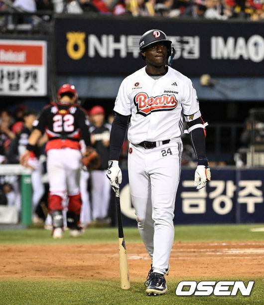 '딱 4걸음' 때문에? 습관이 이렇게 무섭다…타격 부진에 수비 문제까지, '카메론 활용법'이 고민이다 [오!쎈 잠실]