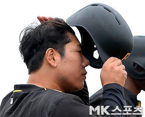 강정호 김하성 김혜성도 다 거쳤던 길...송성문, 결국 실력으로 보여줘야 [MK초점]