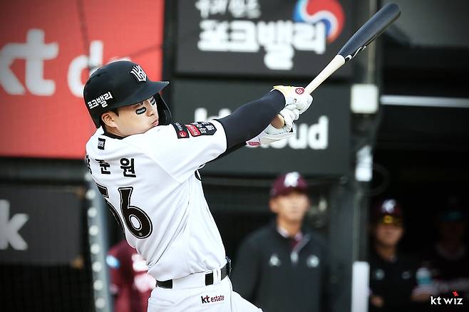 콜업 3일 만에 벌써 '결승타 2번'이라니! 안우진 156km 강속구 강타→4연승 이끈 2루타…