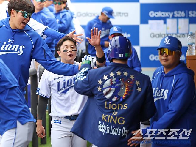 김영웅 빠지자 '미친 4할 타자' 등장. 백업의 반란→스리런포 폭발.