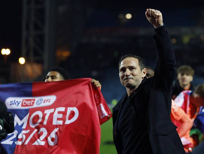 양민혁 외면한 램파드, 결국 눈물...2부 17위→25년만의 EPL 승격 이끈 후