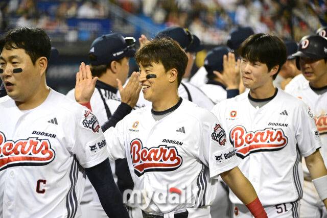 손아섭 하루 만에 또 선발 제외, 끝내기 주인공도 벤치 대기... 두산 라인업 공개 [MD잠실]
