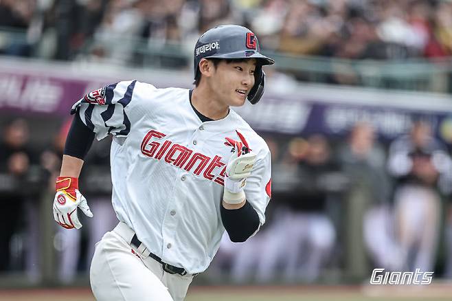 '승률 0,353' 8위 추락 → '칼'뽑은 롯데, 윤동희·정철원 등 4명 동시 말소…신인 이서준 포함 4명 1군 등록 [부산In&Out]