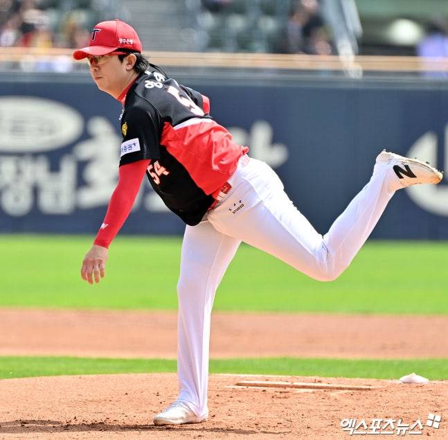 '135km 구속 뚝' KIA 8연승 후유증 오나? 대투수, 4⅔이닝 8피안타 4실점 부진→시즌 2패 위기 [잠실 라이브]