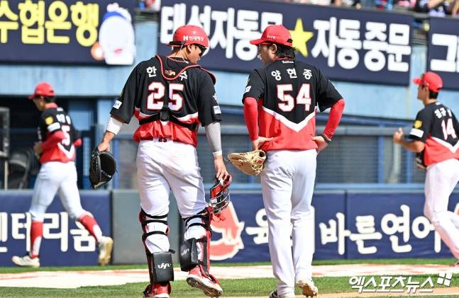 '135km 구속 뚝' KIA 8연승 후유증 오나? 대투수, 4⅔이닝 8피안타 4실점 부진→시즌 2패 위기 [잠실 라이브]