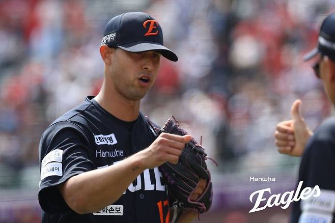 '4안타 4타점' 문현빈 대폭주! 한화 2연승, 분위기 반전 성공…'3실책' 롯데 속절없는 패패패 [사직 게임노트]