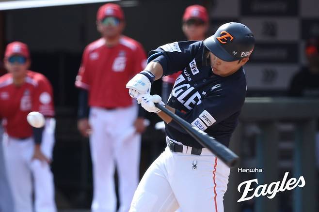 '4안타 4타점' 문현빈 대폭주! 한화 2연승, 분위기 반전 성공…'3실책' 롯데 속절없는 패패패 [사직 게임노트]