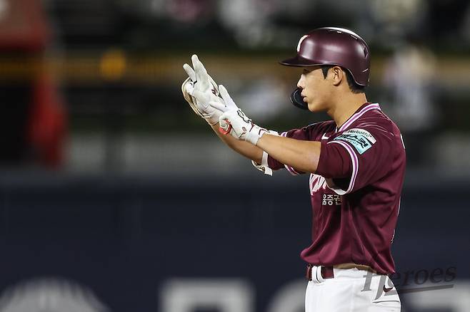 키움이 이겼는데 삼성도 기쁘다? KT 1위 도약+5연승 좌절…히어로즈 5연패 탈출 성공 [수원:스코어]