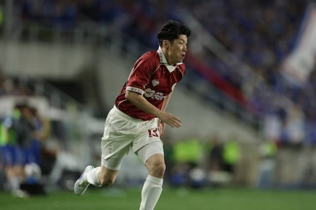 [레전드 매치 현장메모] 박지성 나왔다! 후반전 막판 교체 투입→응원가+박수 쏟아졌다