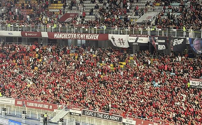 은퇴 선수 '레전드 매치'인데…3만8027명 구름 관중 몰렸다→한국서 '축구 콘텐츠', 안 되는 게 아니다