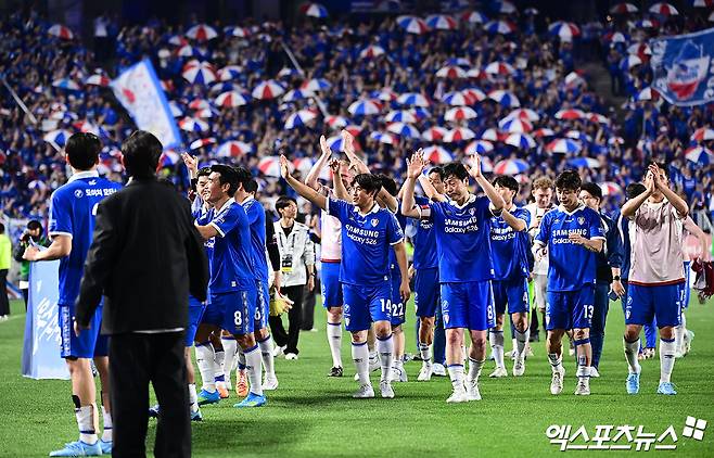 은퇴 선수 '레전드 매치'인데…3만8027명 구름 관중 몰렸다→한국서 '축구 콘텐츠', 안 되는 게 아니다