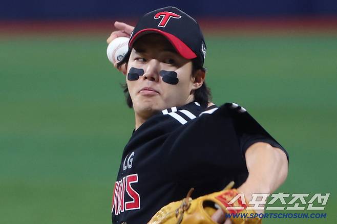 “읽혔다” 염경엽 결국 호출. 국내 에이스가 피안타율 0.395라니... 10분간 나눈 해법은[대구 현장]