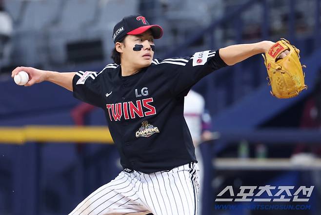 “읽혔다” 염경엽 결국 호출. 국내 에이스가 피안타율 0.395라니... 10분간 나눈 해법은[대구 현장]