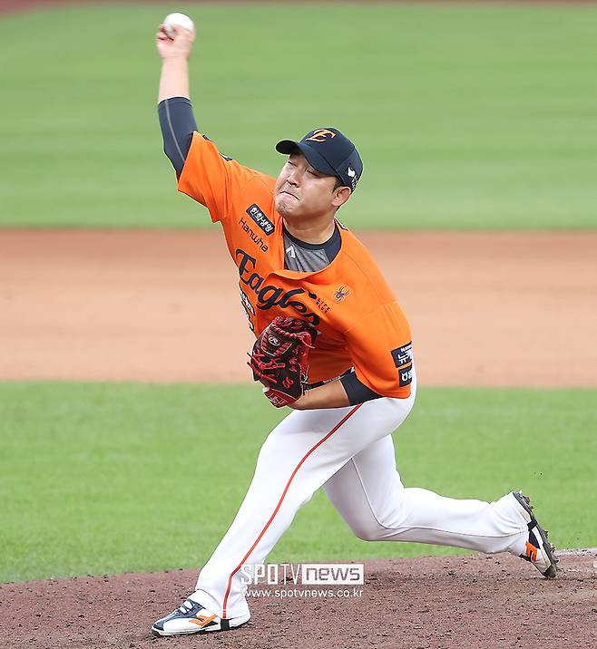 한화 인간승리 마무리 왜 2군에 있나 했더니…ERA 10.00 망연자실, 리그 꼴찌 불펜 히든카드는 어디에