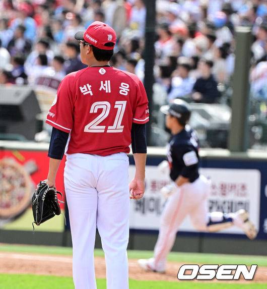 패패패패패패패패패패패패…'21억' 3선발은 어쩌다 '필패의 아이콘'이 됐을까, '선발 등판→팀 12연패'