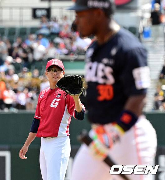 패패패패패패패패패패패패…'21억' 3선발은 어쩌다 '필패의 아이콘'이 됐을까, '선발 등판→팀 12연패'