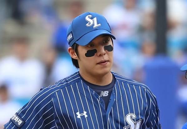 원태인, 경기중 선배 류지혁에 욕설?…'하극상' 논란에 강민호 해명은