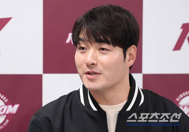 '418홈런' 영원한 홈런왕 은퇴식 일정 발표, 팬들은 왜 화가 났을까