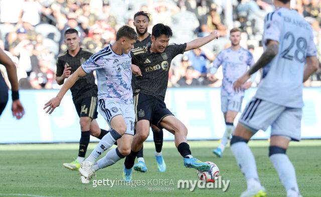 풀타임 손흥민, MLS에서 첫 4실점 대패…GK 요리스는 무실점 마감, LAFC 수비진 멘붕
