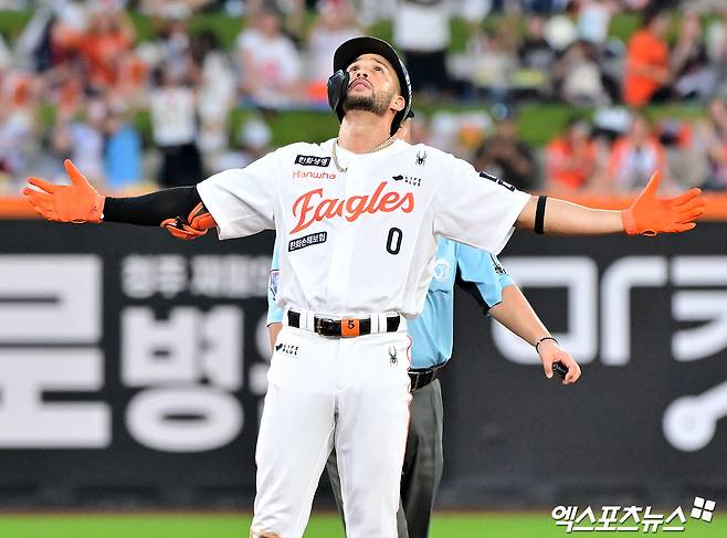 '한화 단기 알바 신화' 리베라토는 억울하다? 대만서 7G 연속 안타→그런데 홈런 못 쳤다고 '폭풍 비난' 시달려