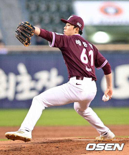 “횡재다 횡재” 한화가 버린 투수, 2억에 주웠더니 다승 2위 됐다…2차드래프트의 미친 반전, 적장마저 감탄 또 감탄