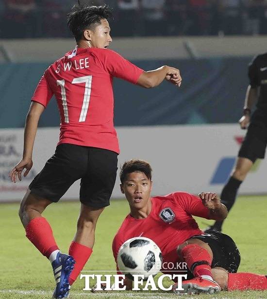 ‘7년 짝사랑’ 이승우의 야성, ‘무채색’ 홍명보호는 응답할까 [이영규의 비욘더매치]