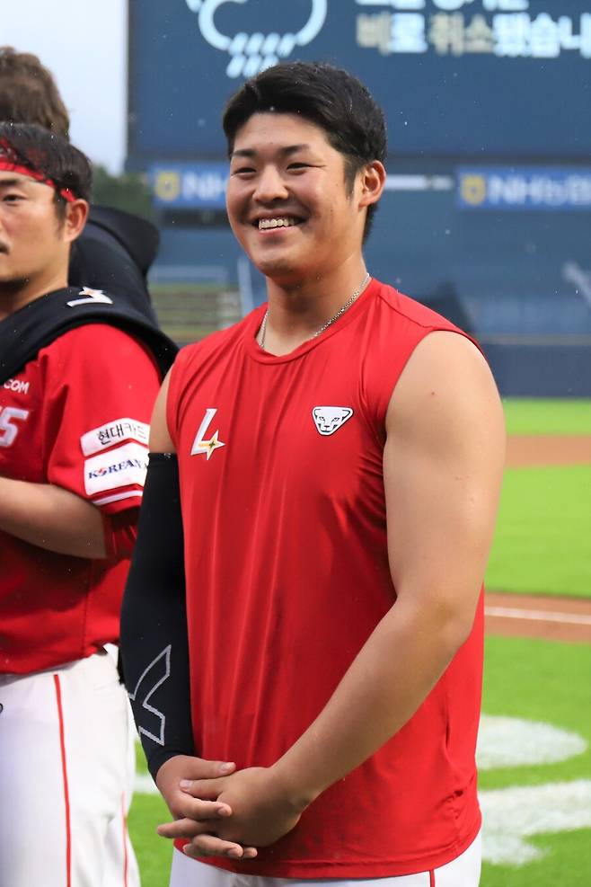 아시아쿼터 퇴출 1호는 누구인가… 이 선수 보러 죄다 달려갔다, KBO 컴백 가능할까?