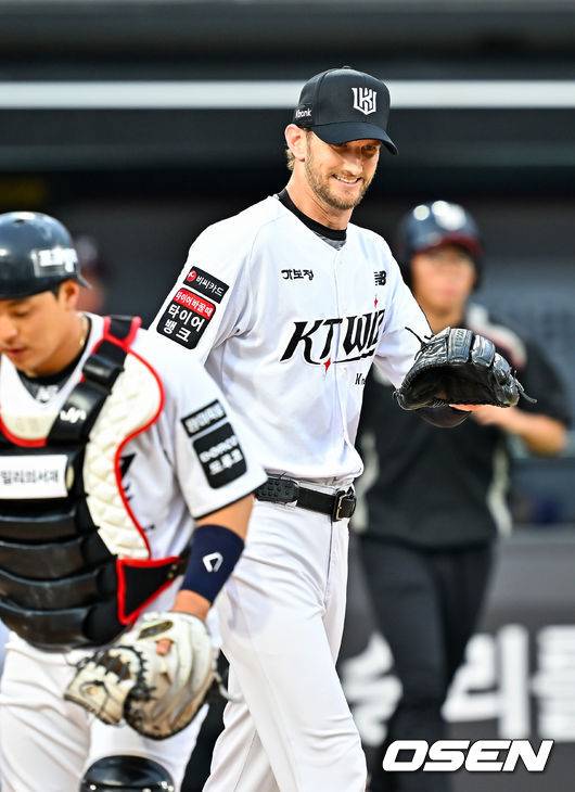 폰세급 맞네! '체인지업과 스위퍼' 韓 45년 최초 20이닝 무실점 대기록 숨은 비결…오타니부터 시작됐다