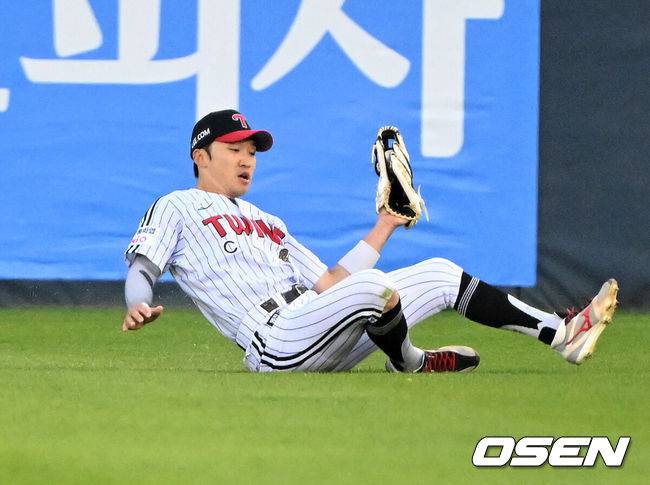 “평범하면 끝이다” 염경엽 일침…'125억 FA' 박해민이 증명한 ‘살아남는 법’