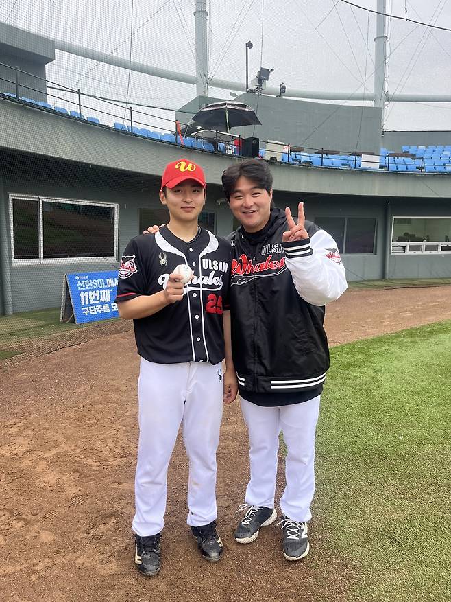 92홈런 거포 또또 터졌다! '손아섭 트레이드 상대' 만나 쐐기 홈런포 가동...울산웨일즈 '원정 6연전 단 1패' 상승세