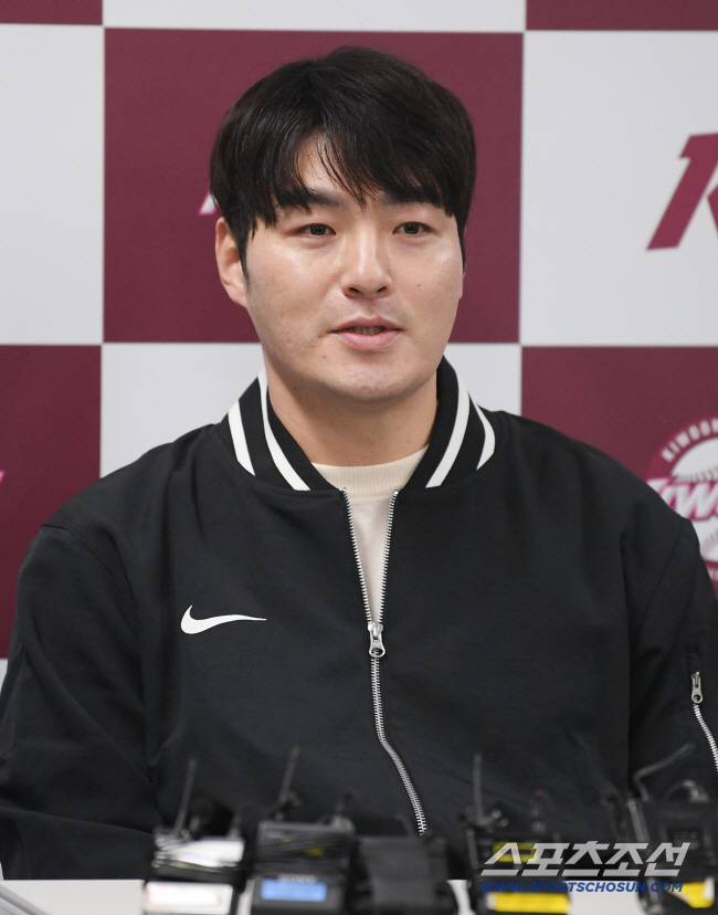 '박병호 은퇴식에 분노한 팬들' 구단 결국 발표