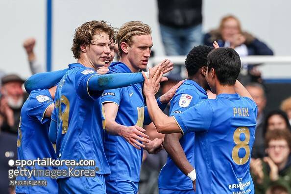 손흥민 10년 유산 '와르르', 이젠 '韓국가대표 미드필더' 백승호 스승 되나...토트넘 벼랑 끝 내몰고 쫓겨난 프랑크, 버밍엄 사령탑 급부상