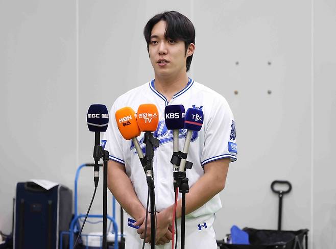 삼성 원태인 “너무나 잘못된 행동…선수 이전에 사람이 되겠다”