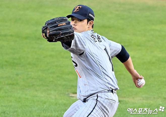 '한화 50억 유격수 만루 실책 치명타' 대전 왕자, 4회도 못 채우고 5실점 강판→김서현 투입 [잠실 라이브]