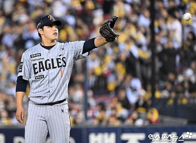 한화 이걸 놓치네, LG 원정 1:5→5:5→5:6…'심우준 치명적 실책→문동주 5실점 강판' 한화 총력전 빛 바랬다 [잠실:스코어]