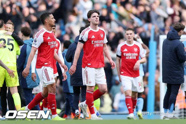 97.6%가 이렇게 무너지나...아스널, 토트넘보다 더 처참했다→맨시티에 우승 주도권 넘겨