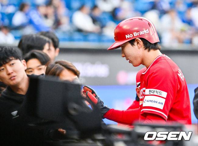 44년 만에 롯데 레전드 대기록 뛰어넘은 날, 결승타까지…박성한 혼자 다 했다 “첫 타석부터 과감하게 휘둘렀다” [오!쎈 대구]