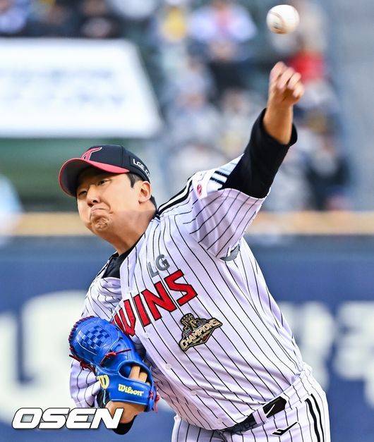 이런 투수를 9라운드에서 뽑았다니…‘0.89’ 국내 투수 ERA 1위, 5선발이 특급 에이스네