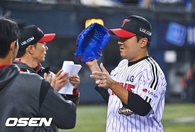 이런 투수를 9라운드에서 뽑았다니…‘0.89’ 국내 투수 ERA 1위, 5선발이 특급 에이스네