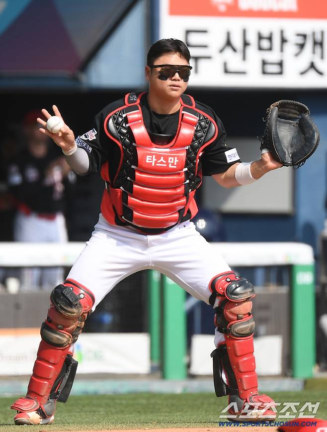 '부상 회복' 37세 KIA 주전 포수, 왜 1군 못 올라오나?