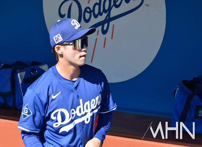 이정후, 김혜성과 맞대결 첫 타석부터 '안타+타점' 쾅…팀도 3:0리드